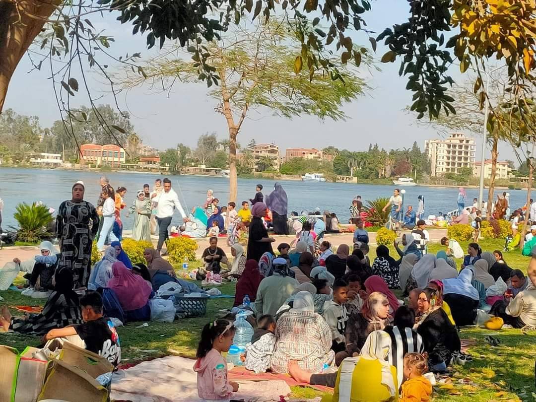  صورة لطقس مشمس في مصر خلال الربيع.
